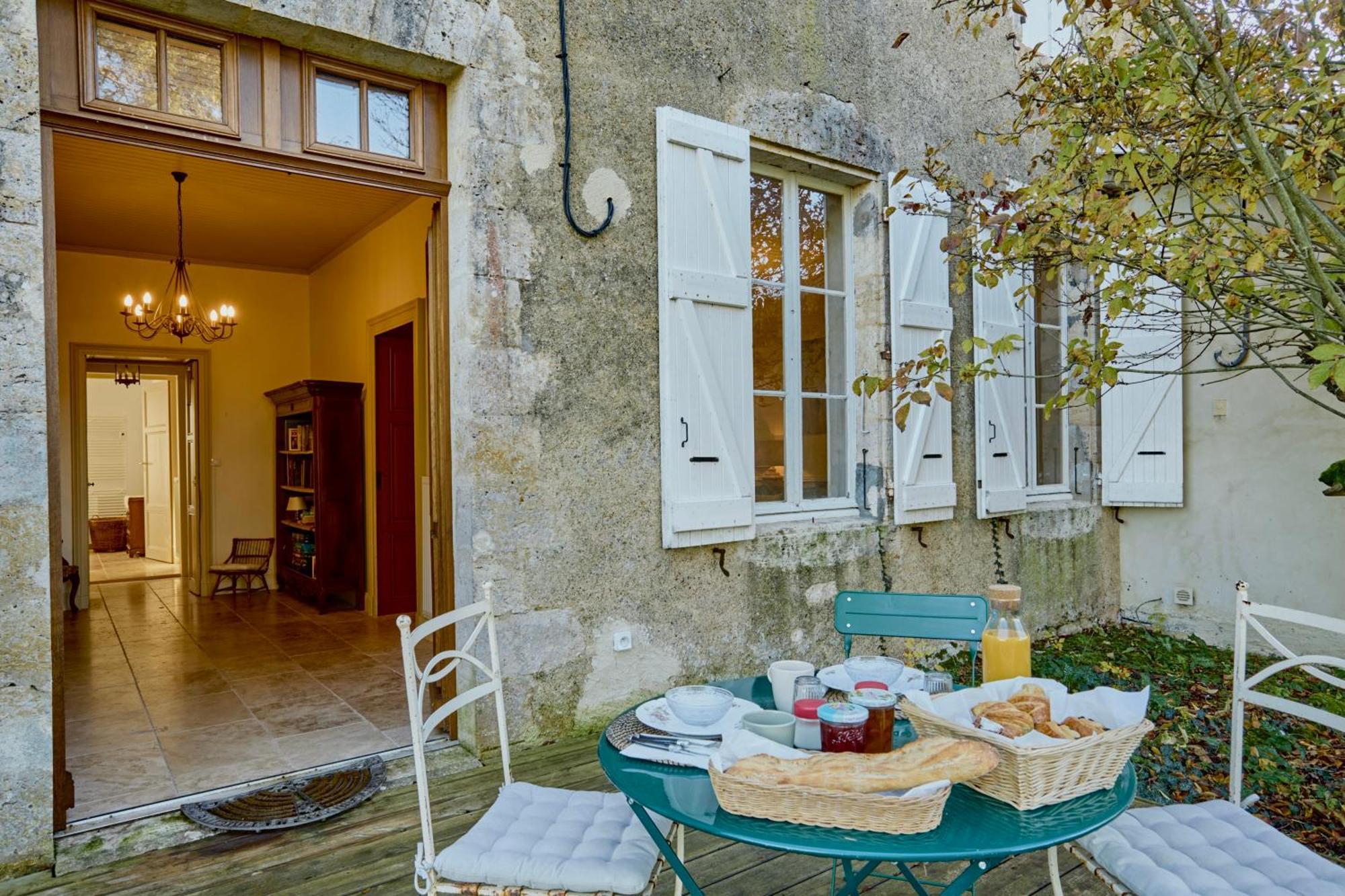 Chambres D'Hotes De Charme Avec Piscine - Le Clos Boissiere Valence-sur-Baise ภายนอก รูปภาพ